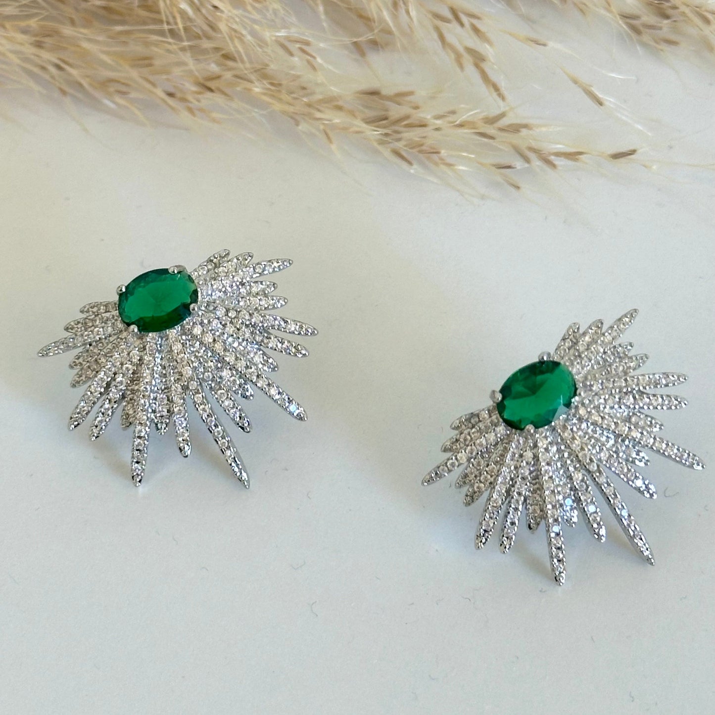 Vera Medium Earrings