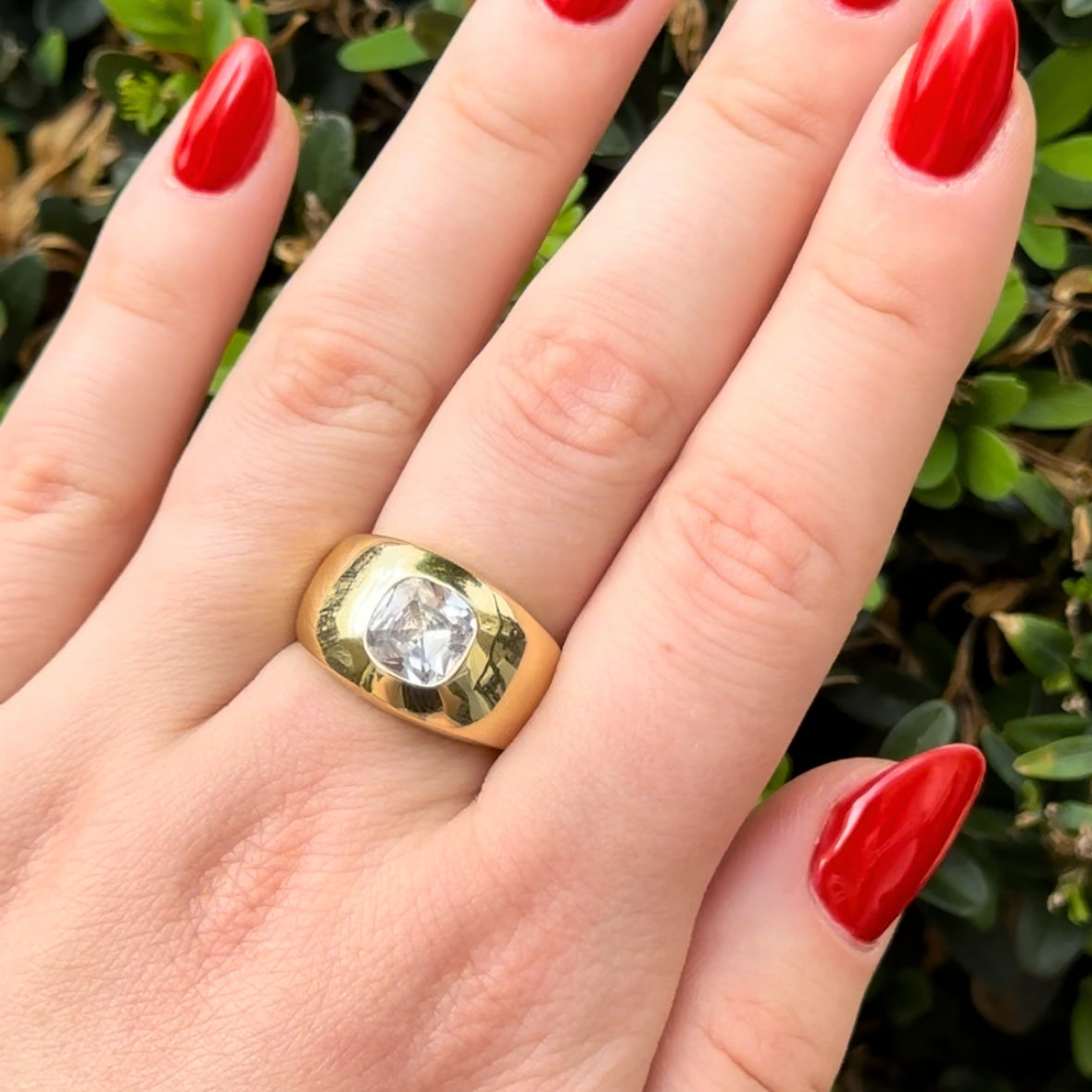 Venice Bezel Chunky Ring