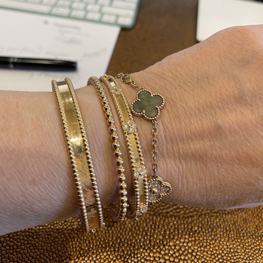 VCA Inspiration Perlée sweet Single Clovers Rigid Bangle Bracelet