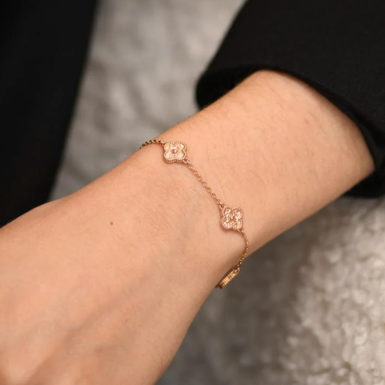 VCA Inspiration Sweet Alhambra Bracelet